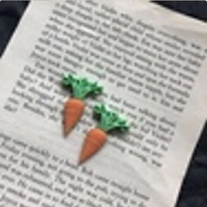 Carrots Stud Earrings